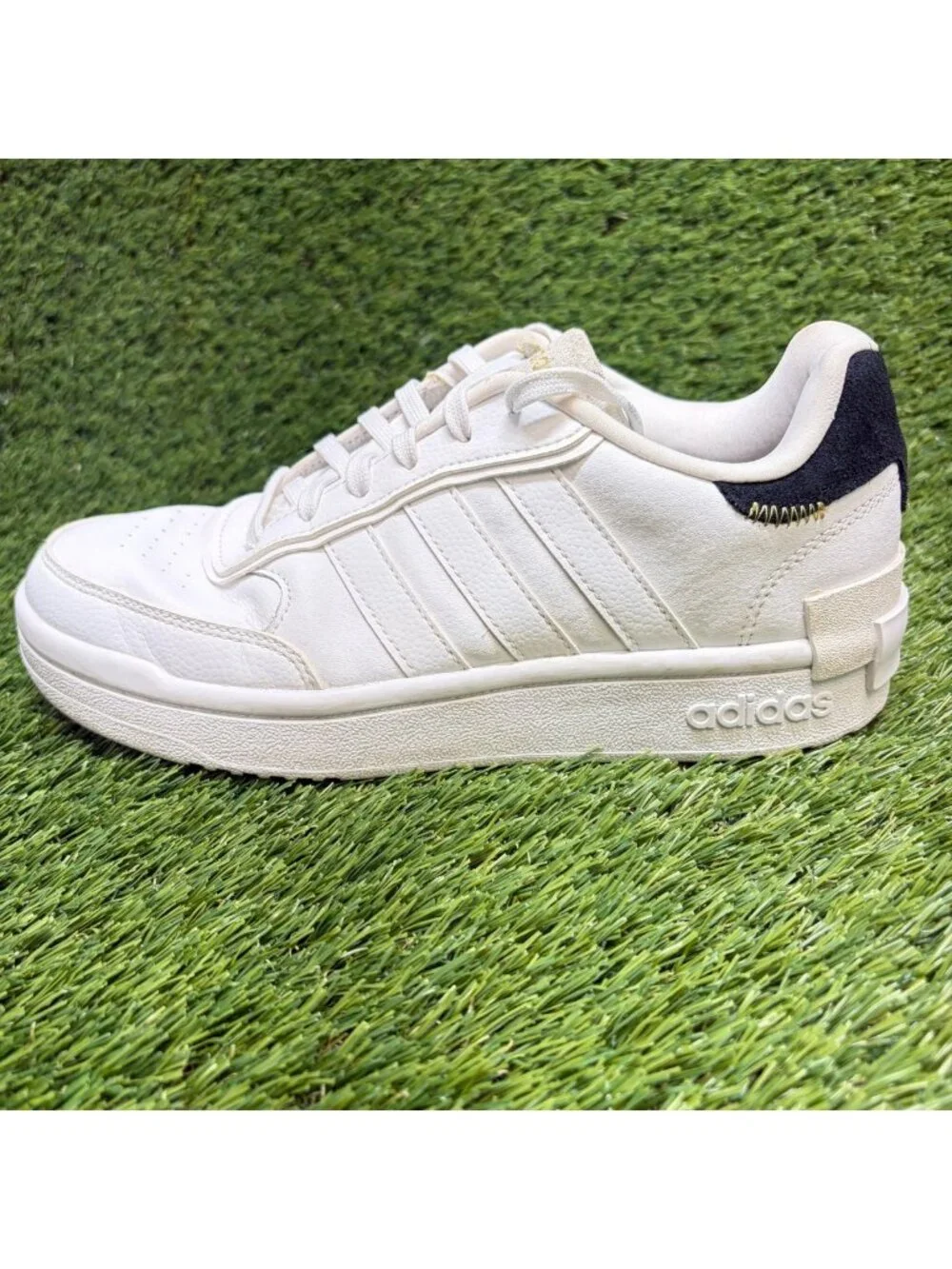 Adidas Postmove SE Womens Size 8.5 White Black Athletic Lifestyle Shoes Sneakers